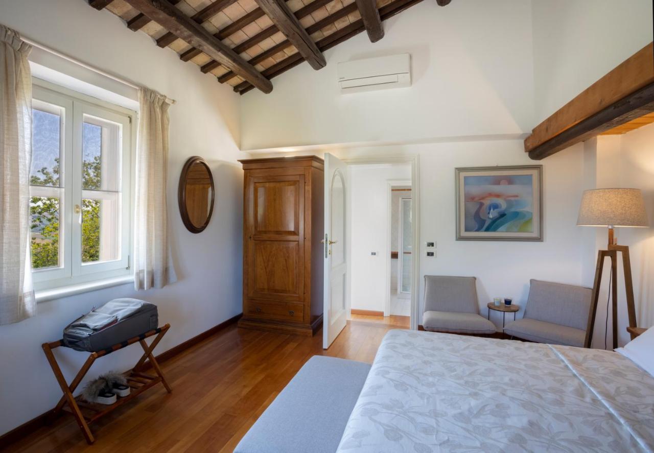 Villa Lemarche B&B Rustico Екстер'єр фото