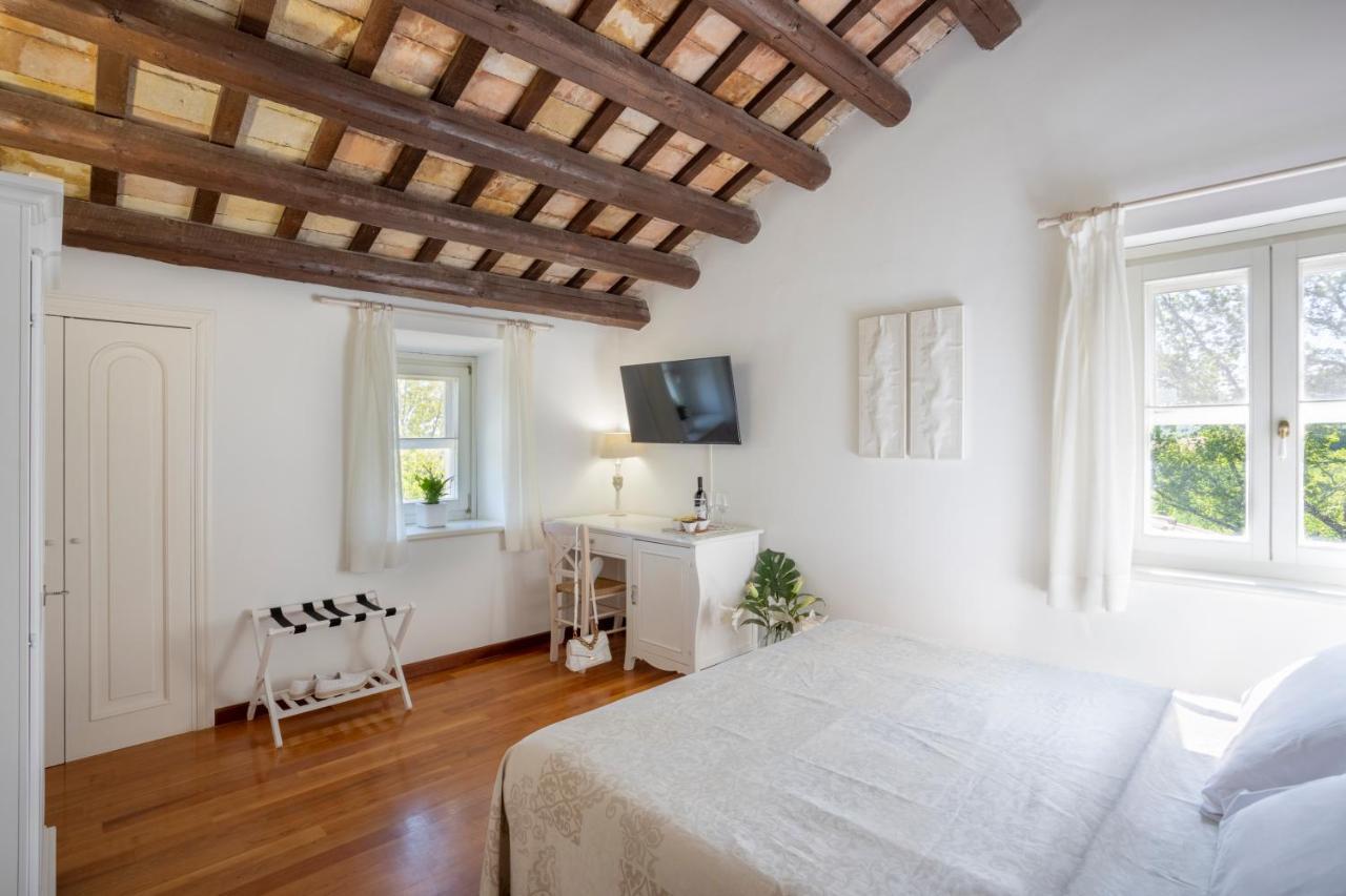 Villa Lemarche B&B Rustico Екстер'єр фото
