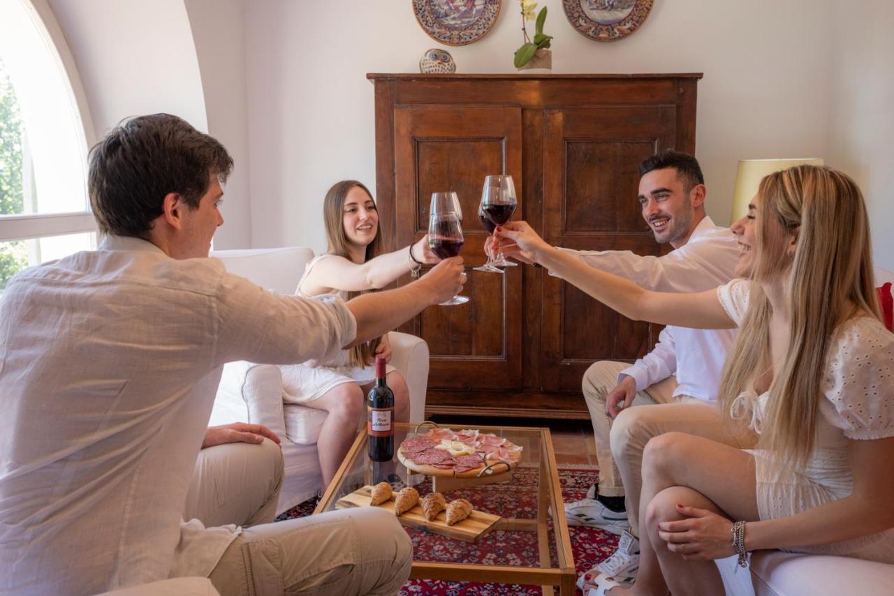 Villa Lemarche B&B Rustico Екстер'єр фото